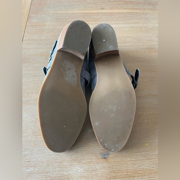 Cole Hann suede gray/grey ankle booties with buckles size 10 - Picture 3 of 8